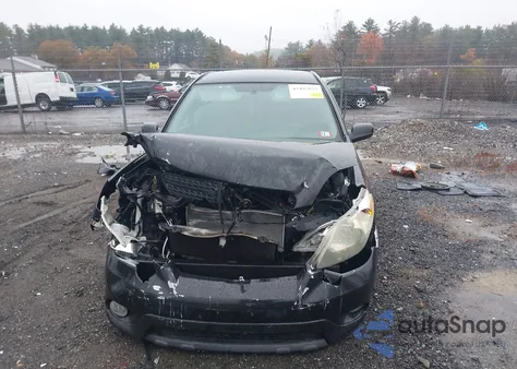 2006 Toyota Matrix z USA, uszkodzony, nr VIN 2T1LR32E96C560952